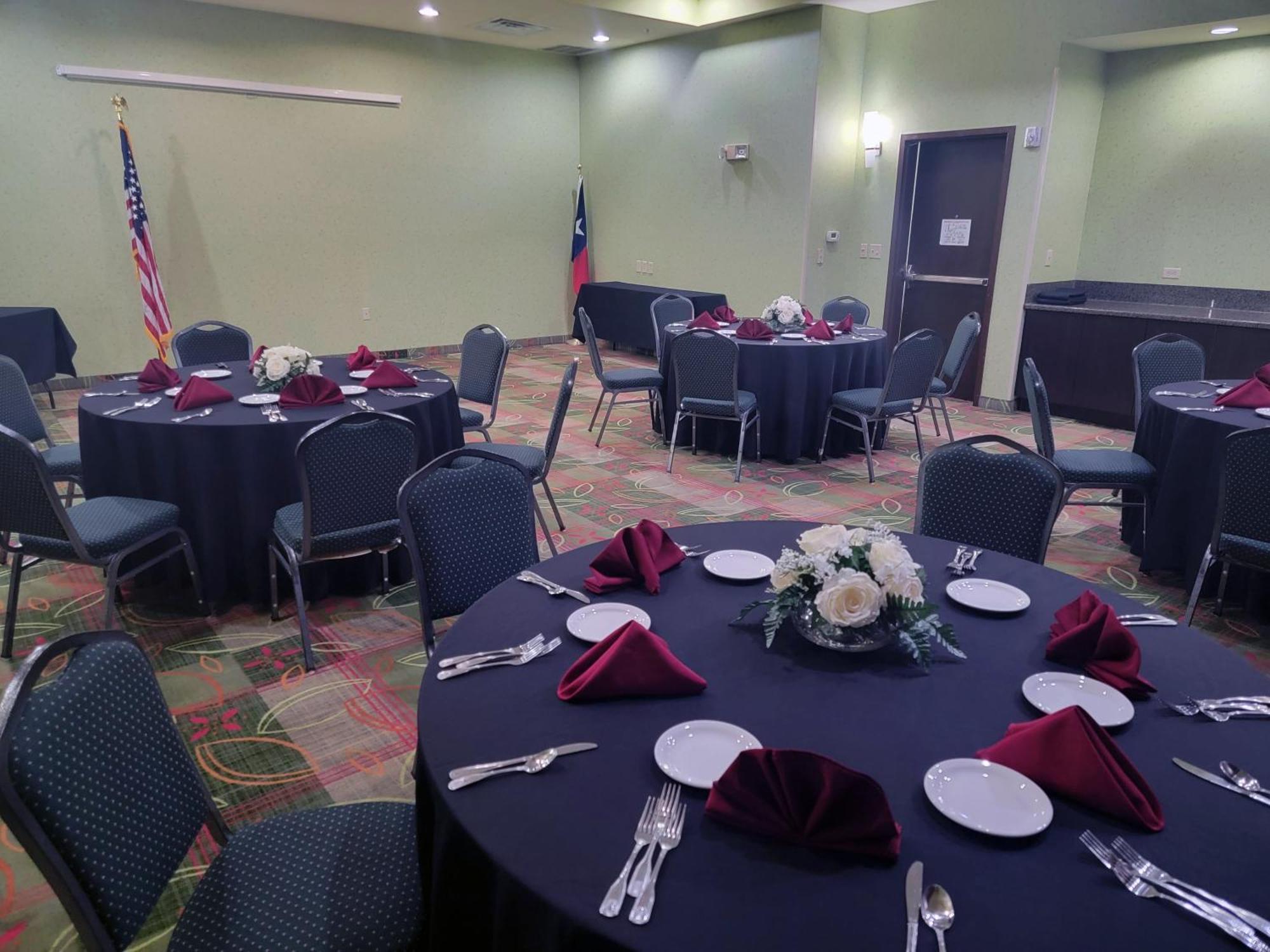 Holiday Inn Garland By Ihg Luaran gambar