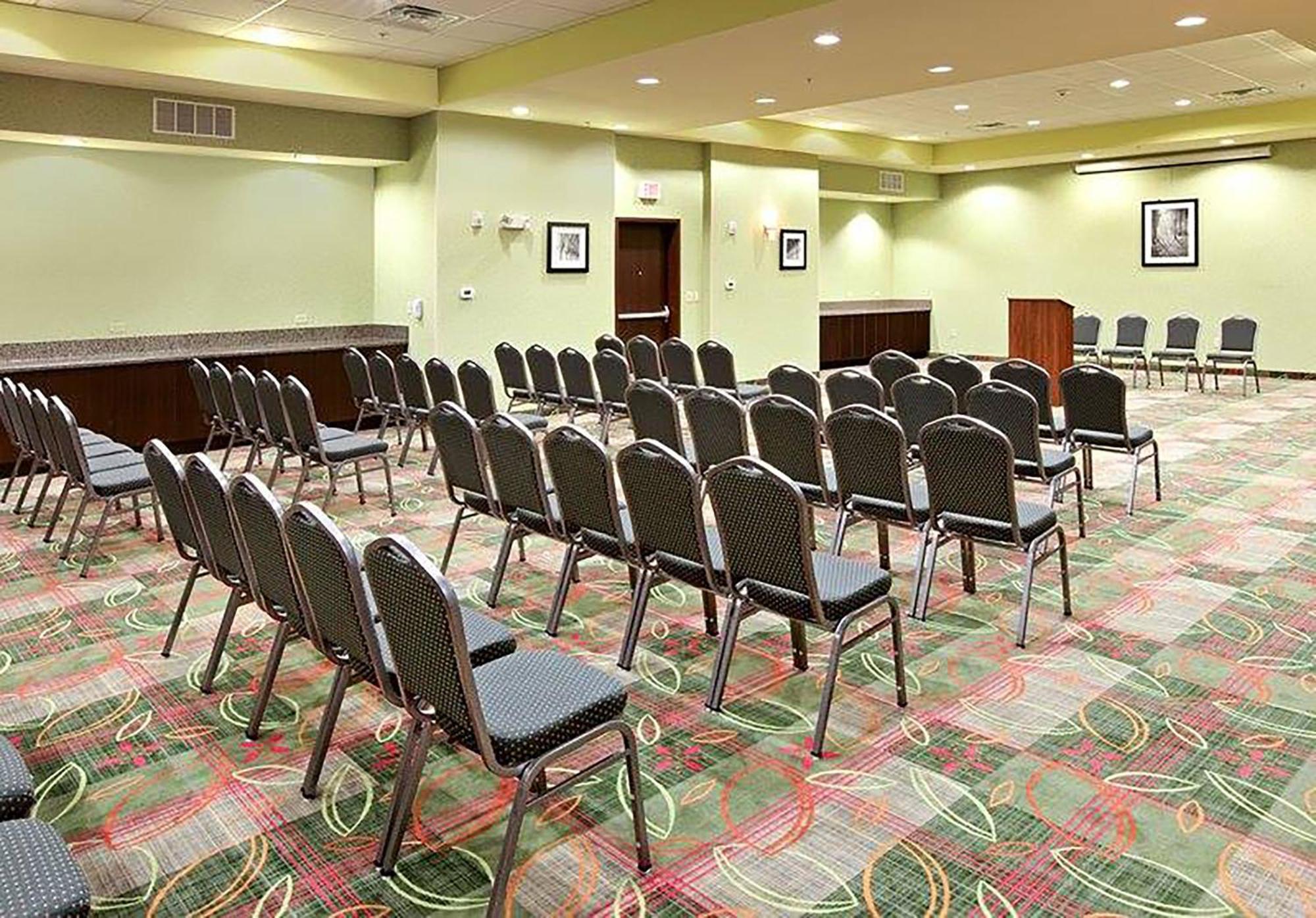Holiday Inn Garland By Ihg Luaran gambar