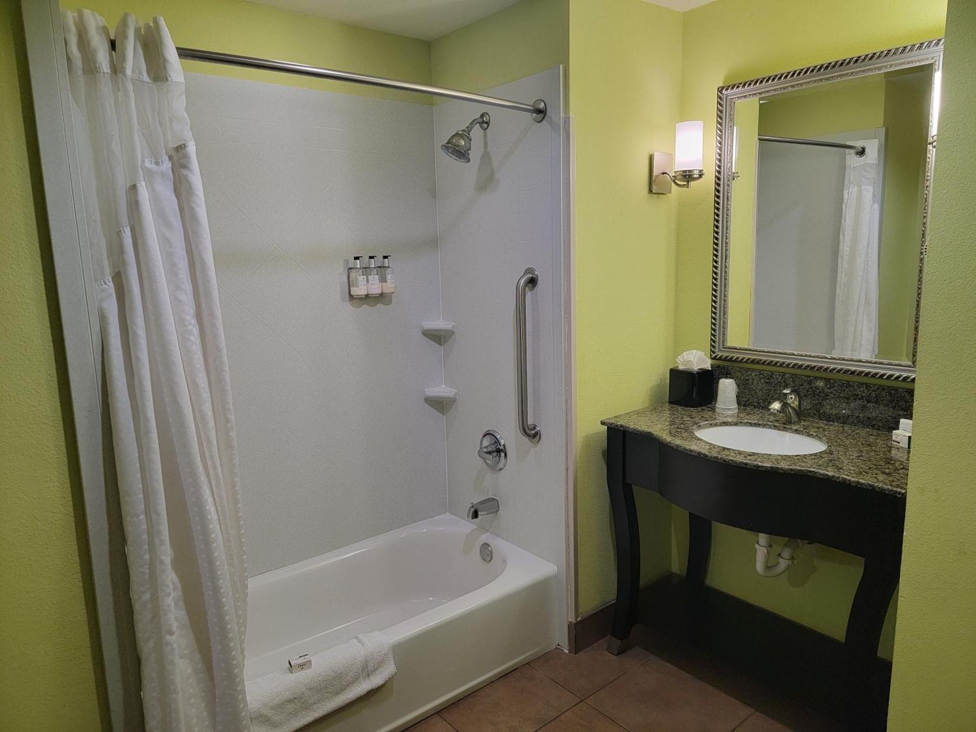 Holiday Inn Garland By Ihg Luaran gambar